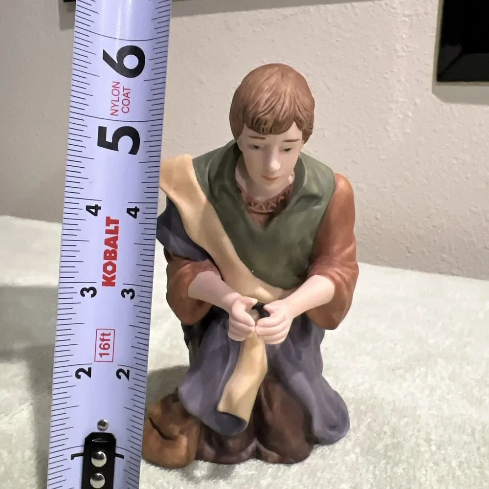 Kirkland Signature Nativity Kneeling Shepherd Replacement 75177 EUC